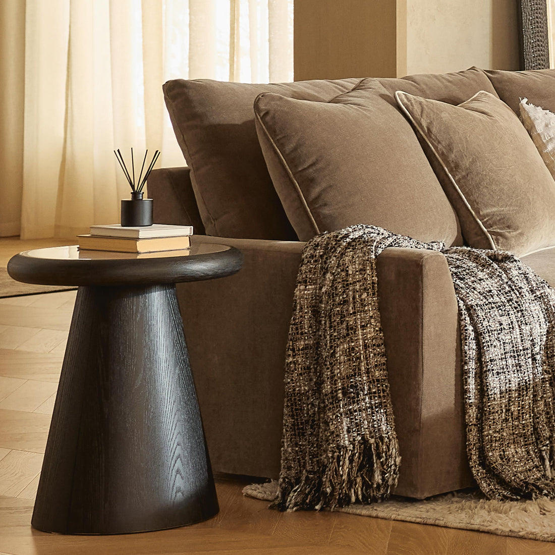 Bracken - Round End Table - French Black