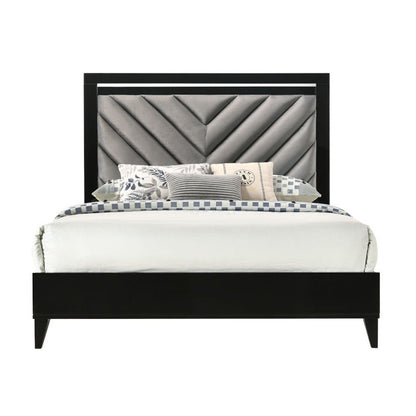 Chelsie - Bed