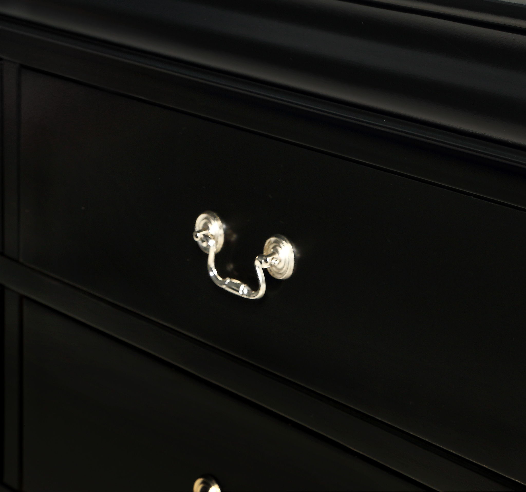 LOUIS PHILIP CHEST BLACK