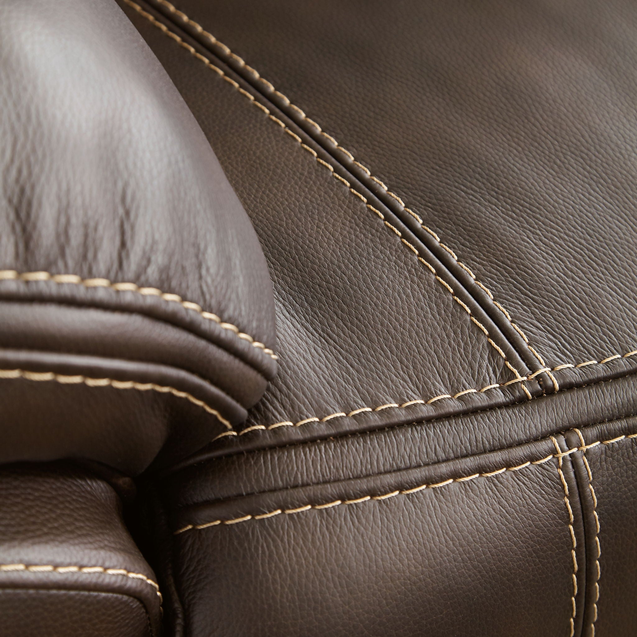 Dunleith - 2-Piece Power Reclining Loveseat - Chocolate
