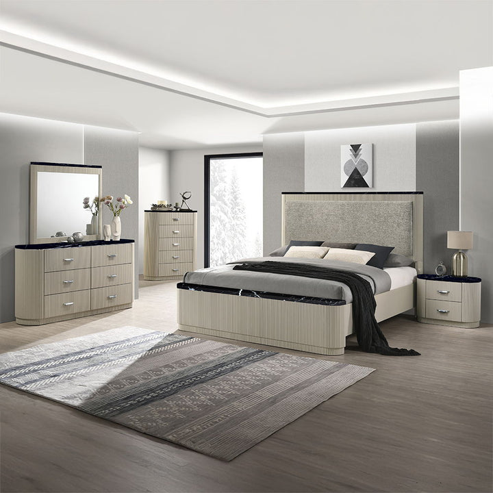 Travonte - Mirror - Gray / Beige