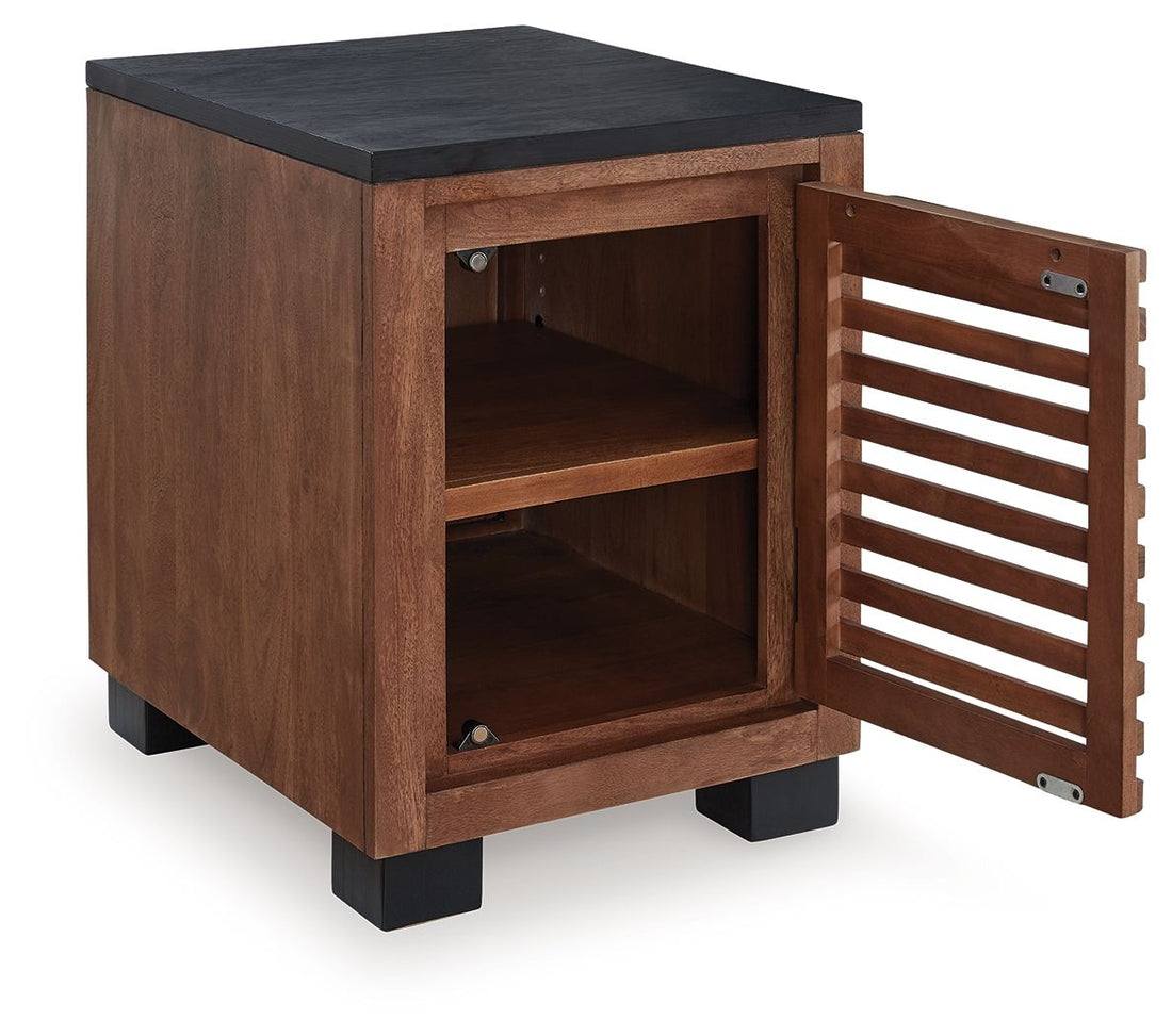 Kallari - Chair Side End Table - Warm Brown / Black