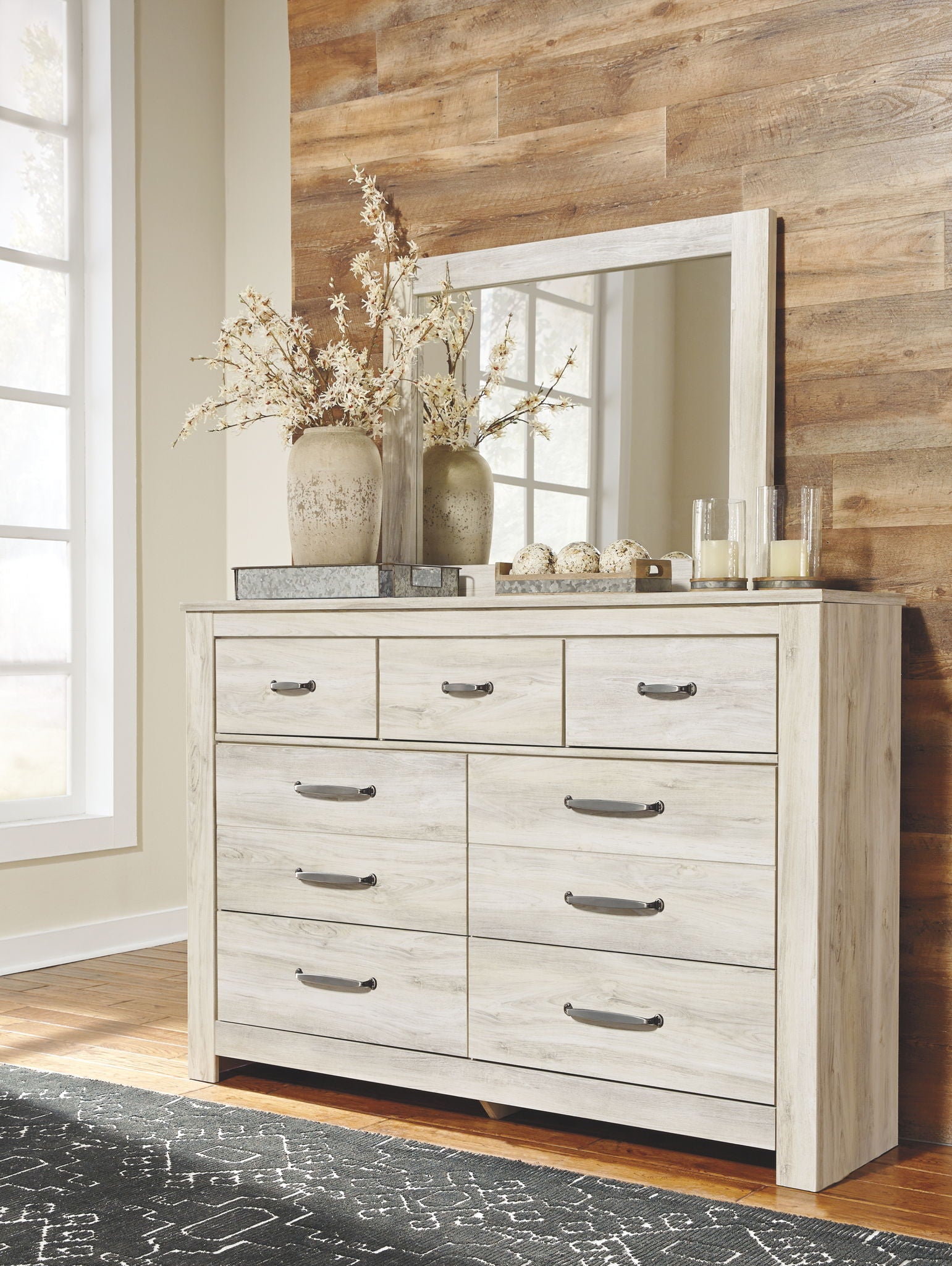 Bellaby - Panel Bed Set