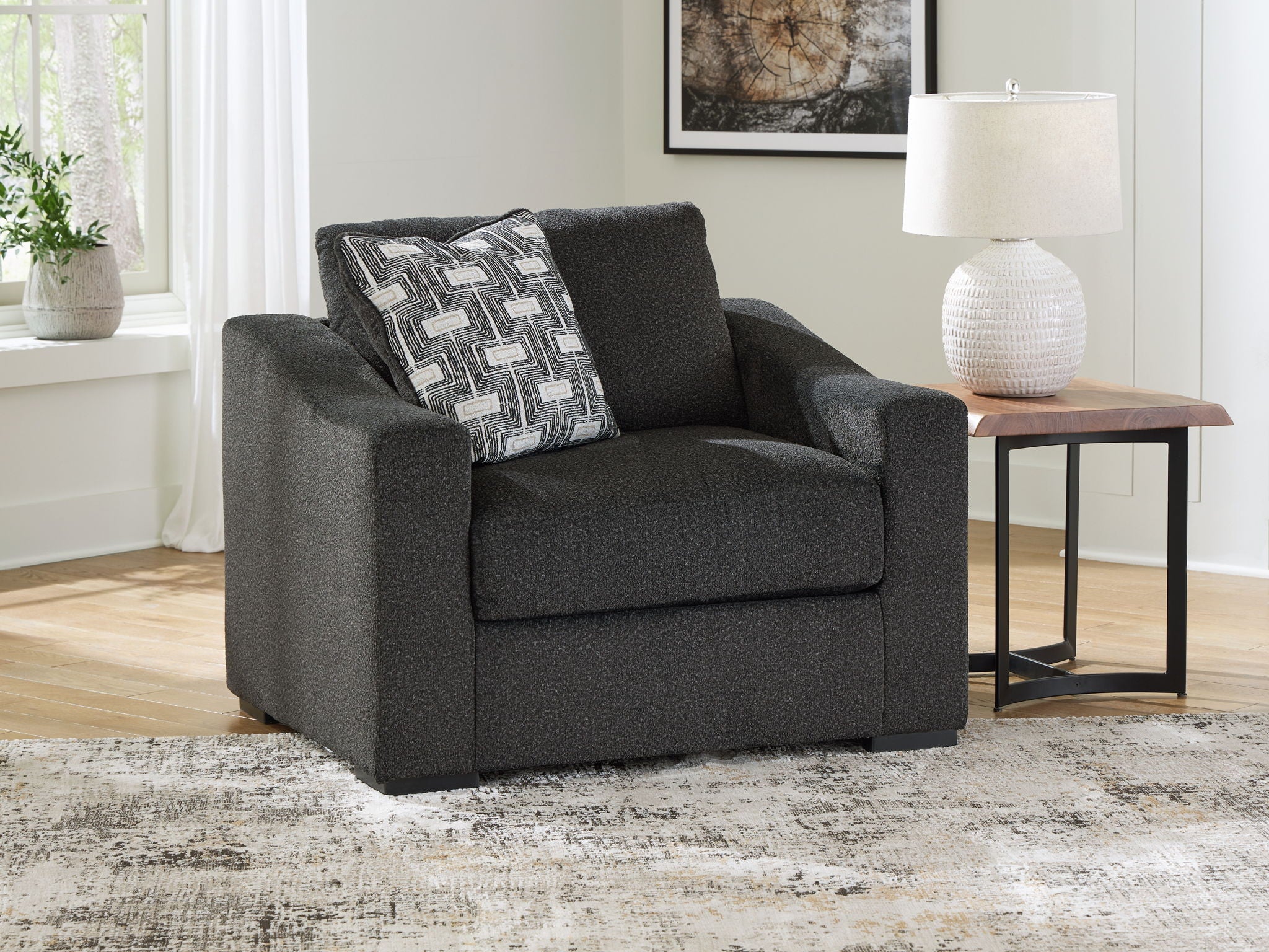 Wryenlynn - Chair And A Half - Fabric - Onyx
