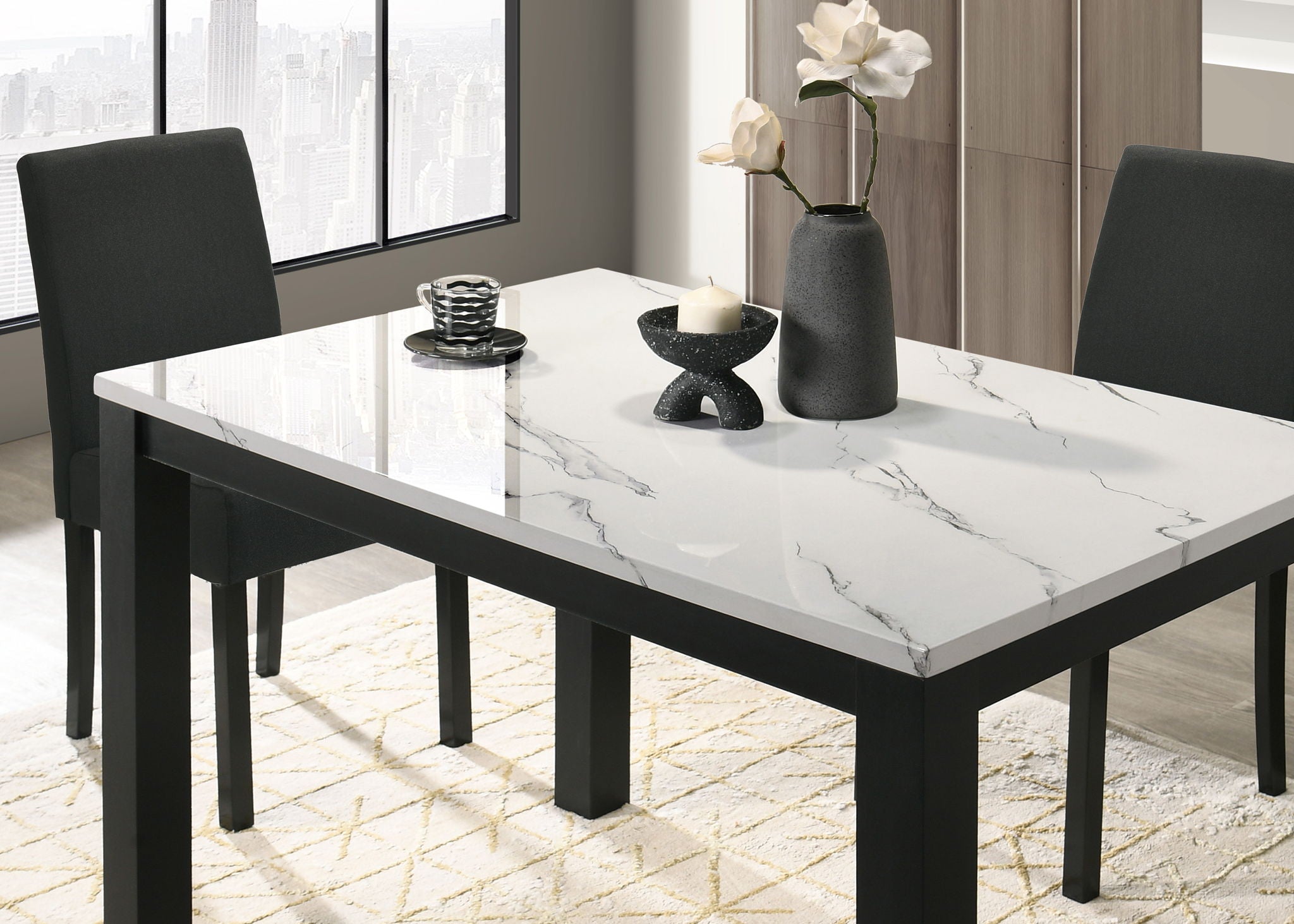 Resia - Dining Room Set